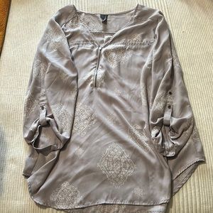 Women’s size Large Maurices top